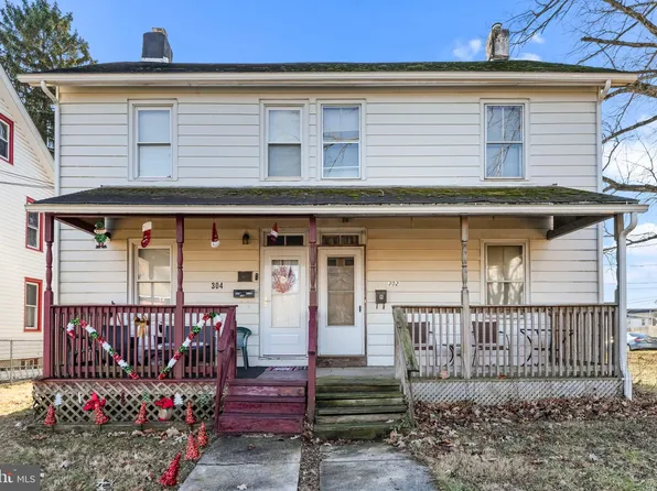 302 & 304 Linden St E, Kennett Square, PA 19348
