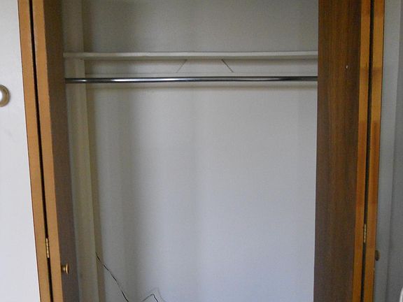 4th image of 425 Porter Ave APT 306