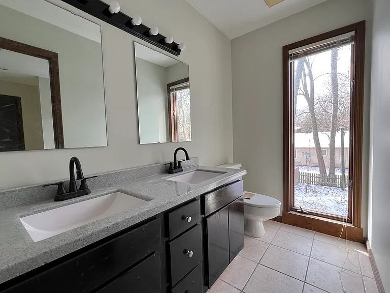121 E Navajo St — Photo 12