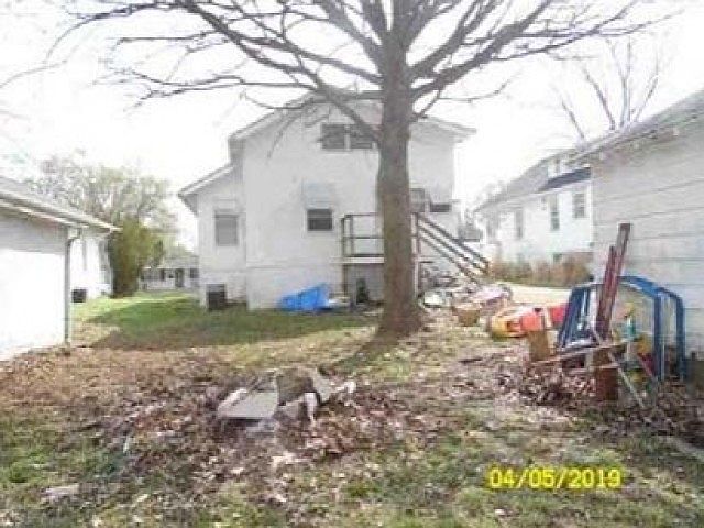 2nd image of 220 N Clay St