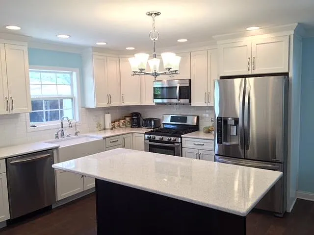 3518 Susan Ln — Photo 2