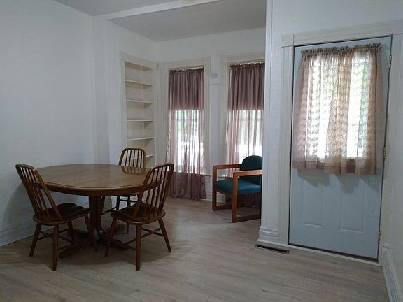 Dining room, nook and entry.