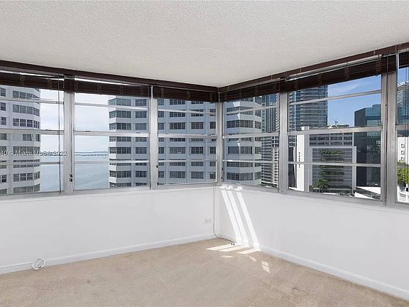 3rd image of 825 Brickell Bay Dr APT 1551