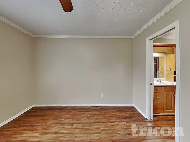 16231 Cypress Point Dr — Photo 5