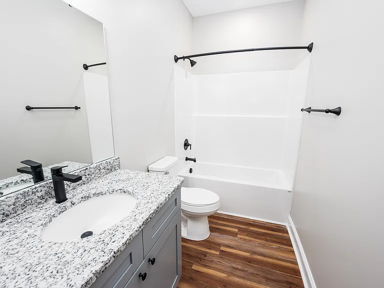 134 Macdonald Blvd — Photo 11
