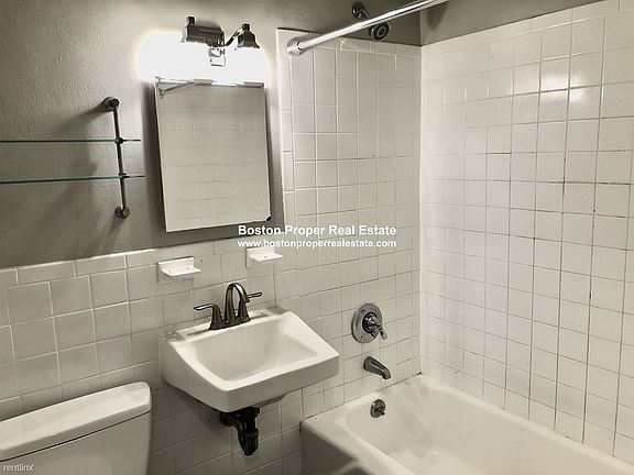 274 Marlborough St. #10 Boston - Back Bay Unit Photo 8 (2)