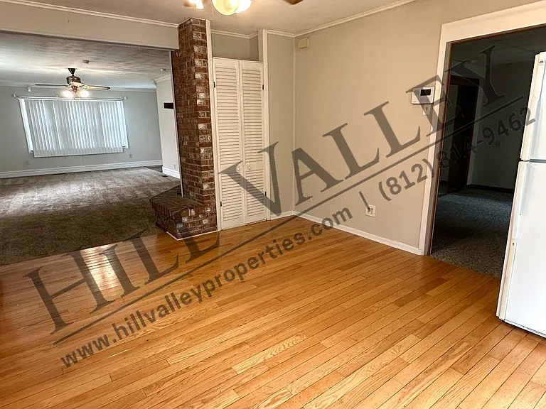 127 Blakely Ave — Photo 10