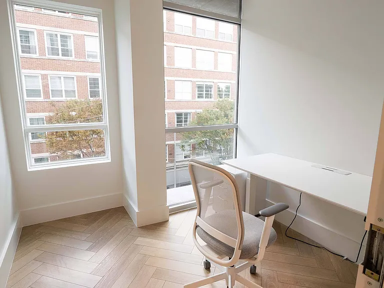 Trace Midtown Apartments — Photo 10