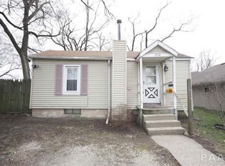 232 Cooper St, Pekin, IL