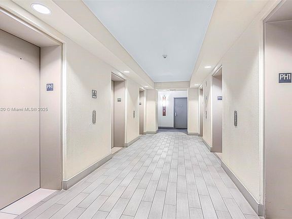 2nd image of 1750 N Bayshore Dr APT 5201