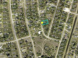 527 Potter Ave S, Lehigh Acres, FL 33974
