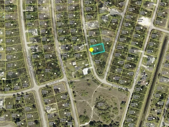 527 Potter Ave S, Lehigh Acres, FL 33974