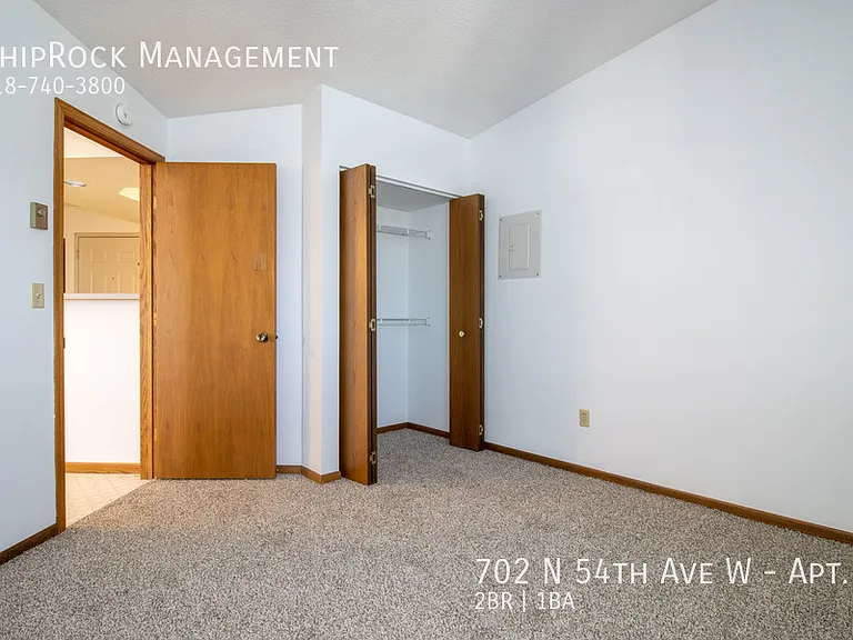 702 N 54th Ave W #6 — Photo 9