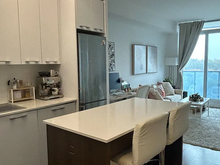 9471 Yonge St #1003 — Photo 7