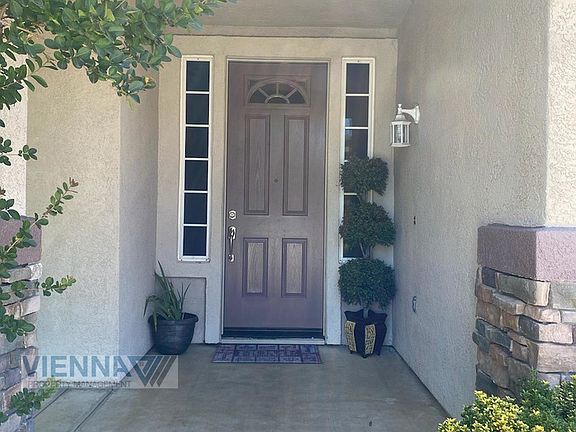 4th image of 1517 Olympic Cir