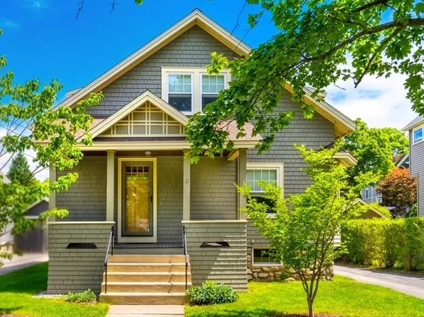 15 Boardman Ave, Melrose, MA 02176