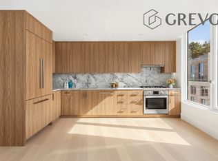 3055 Vernon Blvd #2C, Astoria, NY 11102