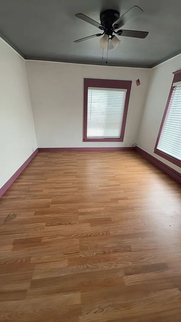 520 Karr — Photo 2