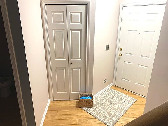 2nd image of 427 Windham Cove Dr