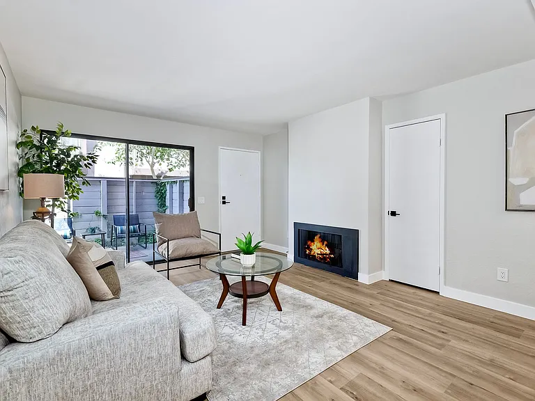 9209 Village Glen Dr #146 — Photo 9