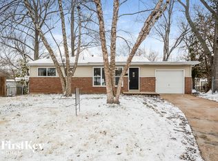 845 Northmoor Dr, Florissant, MO 63033