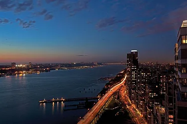 Rented by Level Group