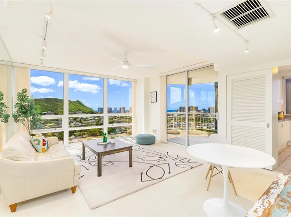 2047 Nuuanu Ave APT 2202, Honolulu, HI 96817