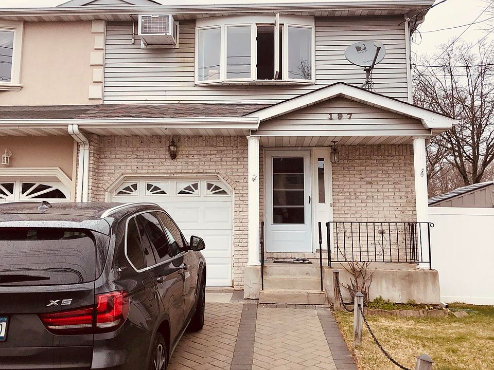 1st image of 197 Spratt Ave
