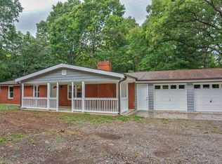 4759 Bogard Rd, Cosby, TN 37722