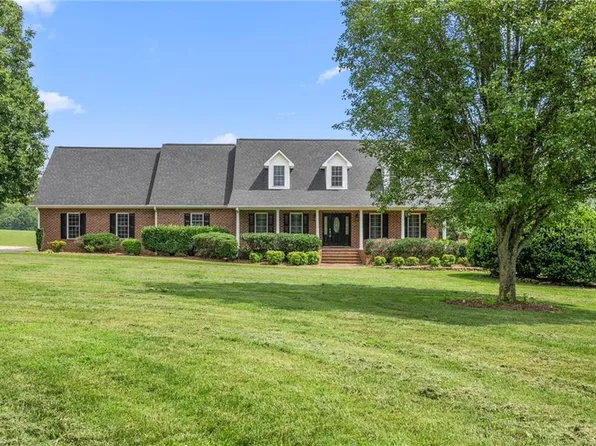 3030 Huffine Mill Rd, Gibsonville, NC 27249