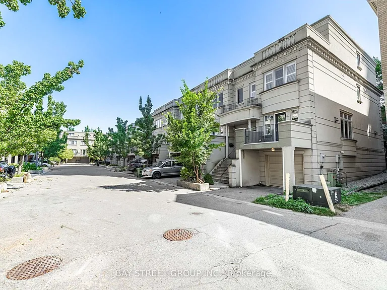 35 William Poole Way — Photo 3