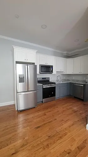 761 Highland Ave Photo 1