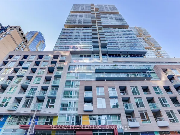 199 Richmond St W Unit 403, Toronto, ON M5V 0H4