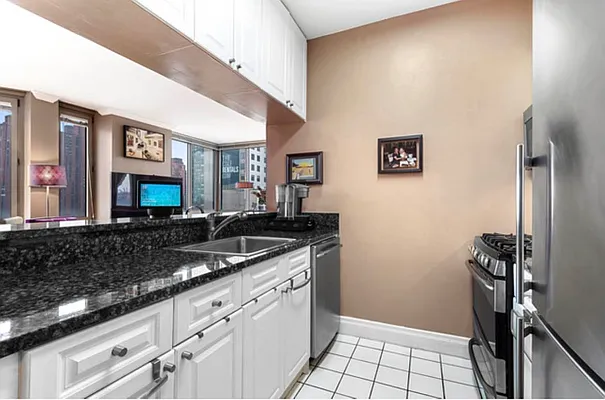 Rented by Compass | media 37