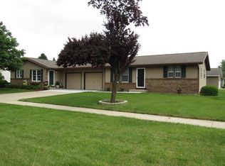 2004-2006 N Wright Rd, Janesville, WI 53546