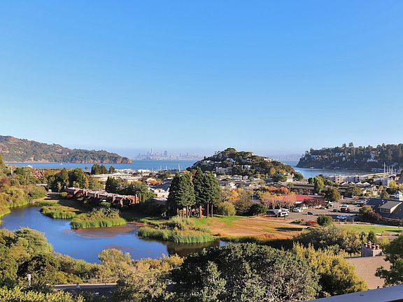 4th image of 30 Harbor Oak Dr #35