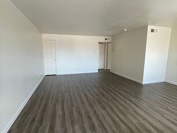 4th image of 497 Calcaterra Cir APT F