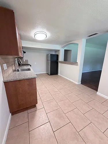 Country Lane Apartments ~ A Hidden Gem! Photo 1