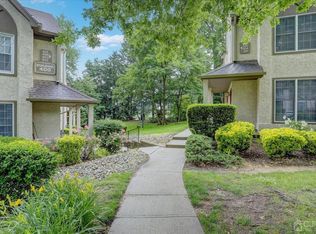 208 Commons At Kingswood Dr, East Brunswick, NJ 08816