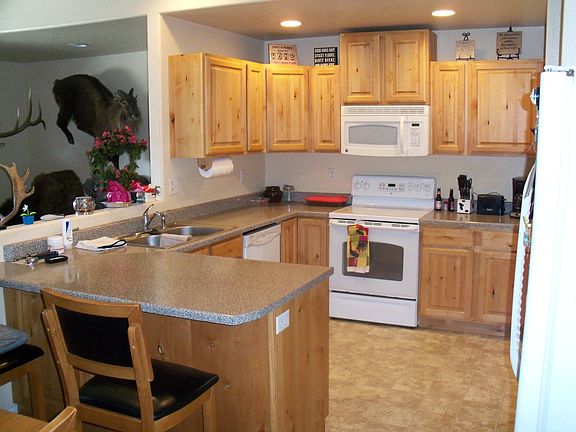 3rd image of 880 Blue Sage Way