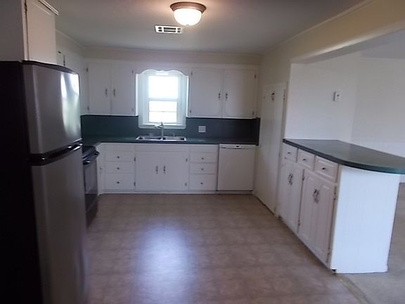 5th image of 5055 W Beech Ave