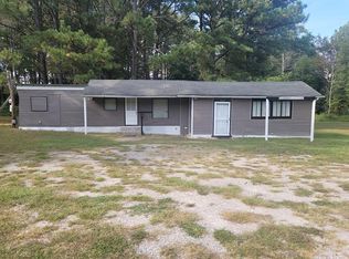 19333 Gray Rd, Yale, VA 23897