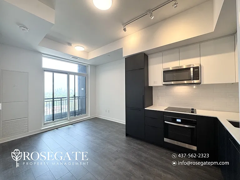 1185 Dupont St #903 — Photo 3