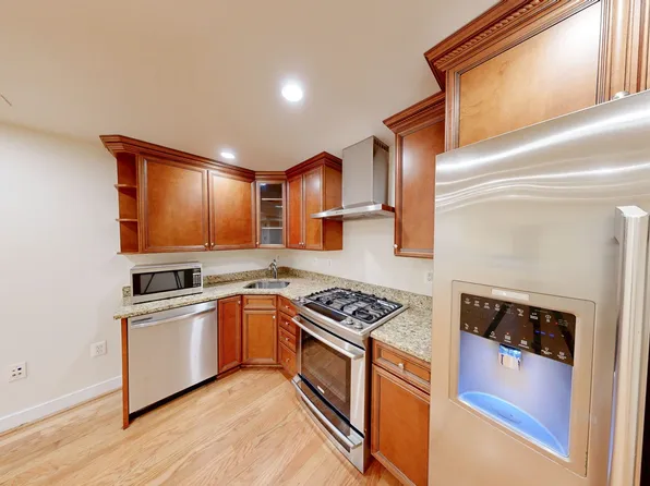 1462 Harvard St NW #1, Washington, DC 20009