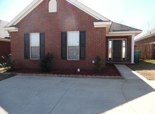 134 Ridgeview Dr, Millbrook, AL 36054