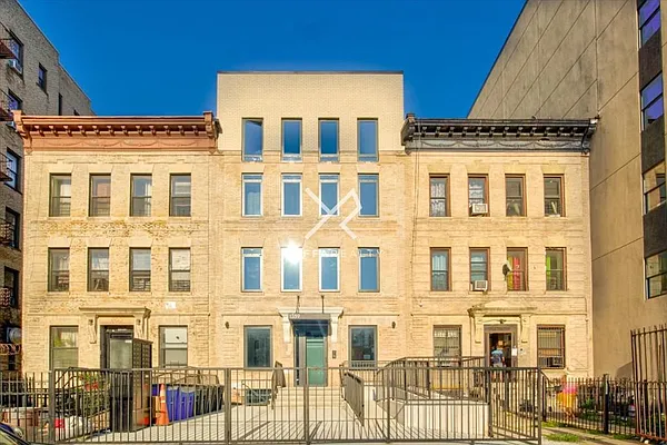 Rented by Yaffa Realty LLC | media 15