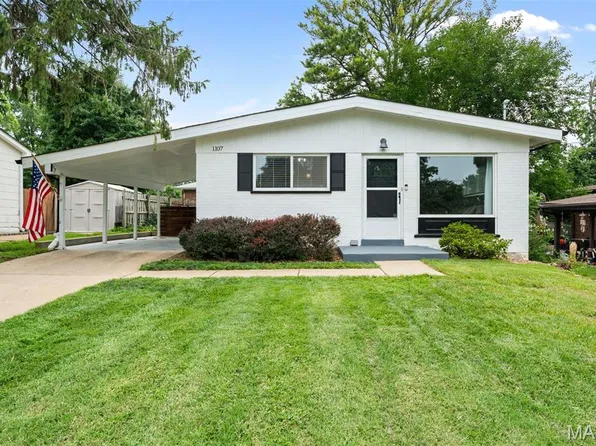 1107 Oday Ave, Saint Louis, MO 63119