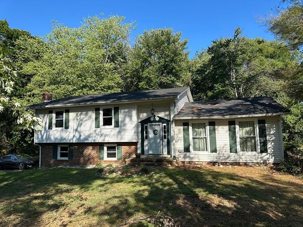 408 N Cedar Ln