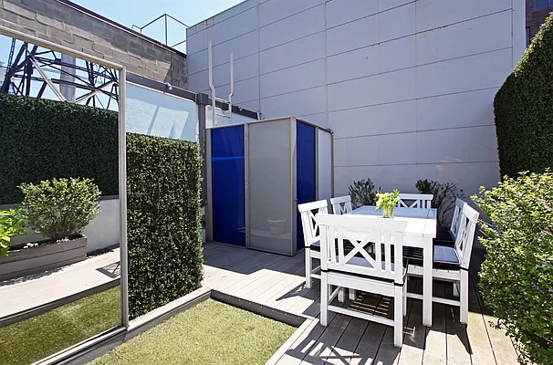 Sold by Corcoran | media 6