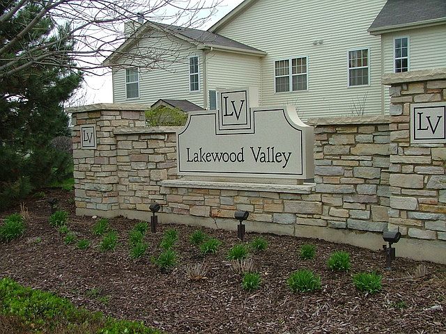 2nd image of 2430 Frost Dr